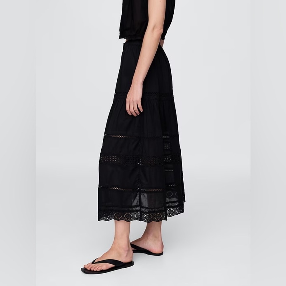 NWT! GAP Black Tiered Lace-Trim Maxi Skirt 775443 🎖️ - Picture 2 of 7